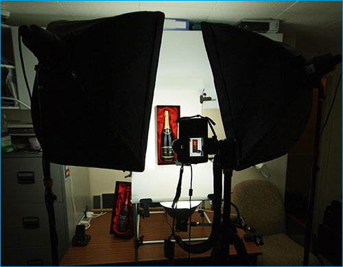 Product Photography - 2 continuous lights in Softboxes
